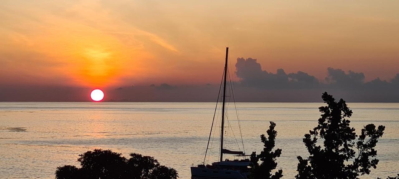 Harmony Self-Catering Apartments Beau Vallon  Luaran gambar